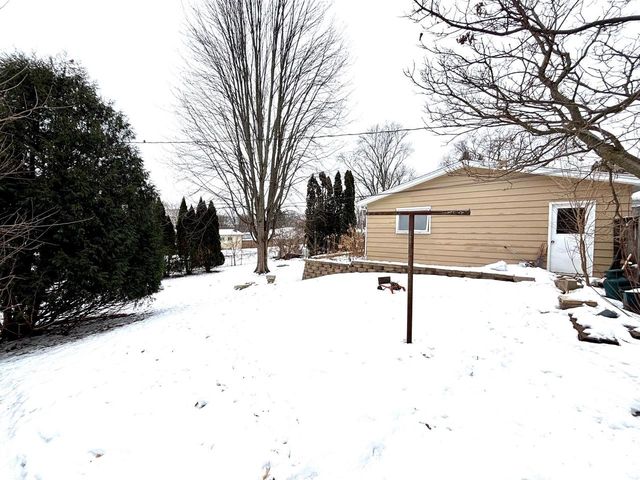 1925 Tennyson Lane, Madison, WI 53704