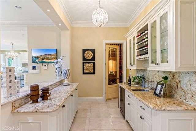 271 W Naomi Avenue, Arcadia, CA 91007