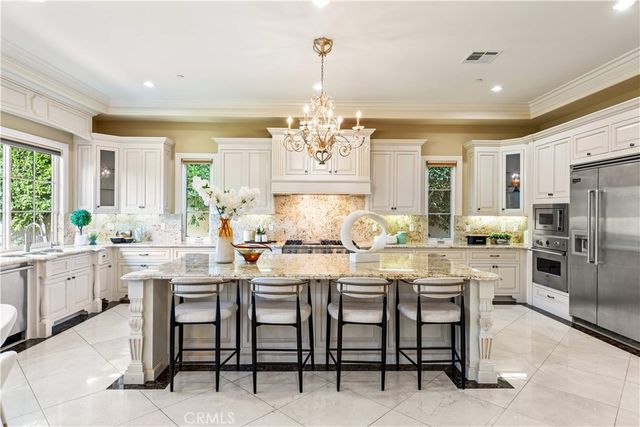 271 W Naomi Avenue, Arcadia, CA 91007