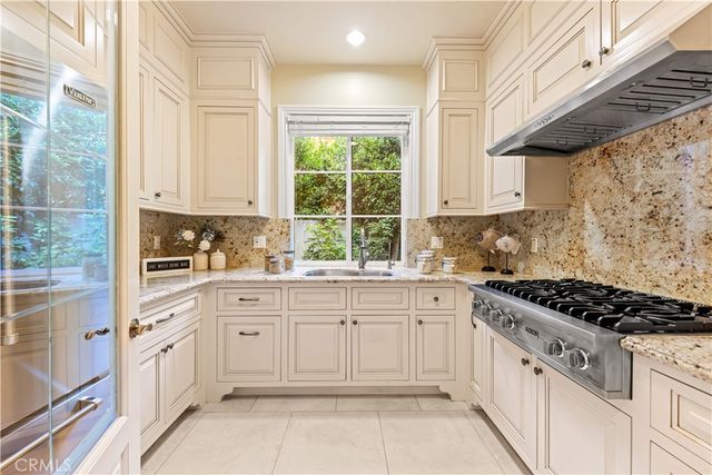271 W Naomi Avenue, Arcadia, CA 91007