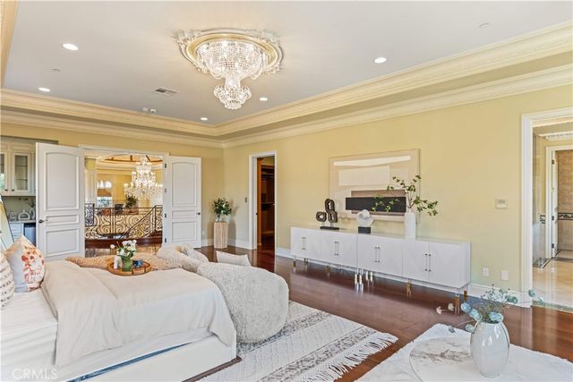 271 W Naomi Avenue, Arcadia, CA 91007
