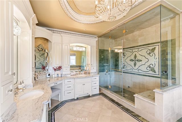 271 W Naomi Avenue, Arcadia, CA 91007
