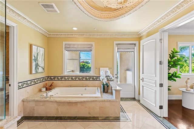 271 W Naomi Avenue, Arcadia, CA 91007