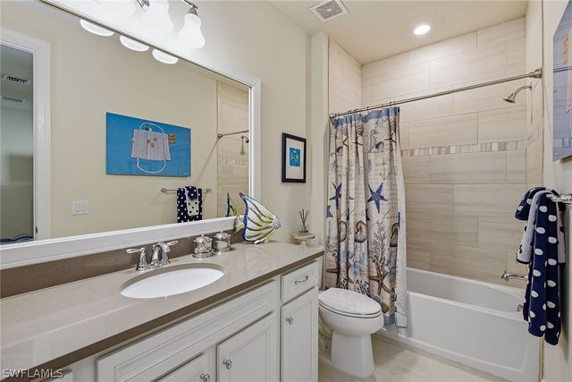 2730 Aviamar CIR, Naples, FL 34114