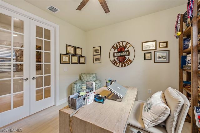 2730 Aviamar CIR, Naples, FL 34114