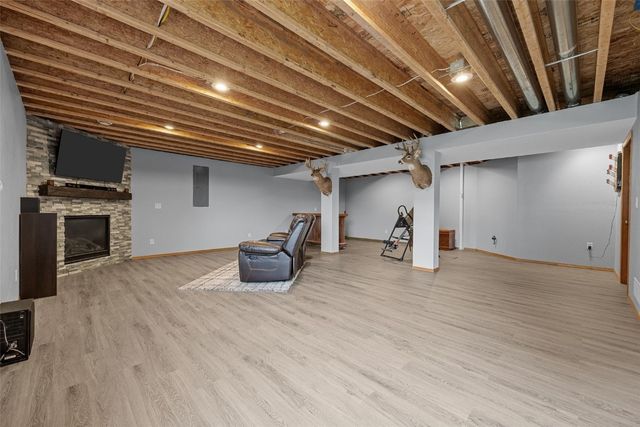 2235 Robert Drive, Marion, IA 52302