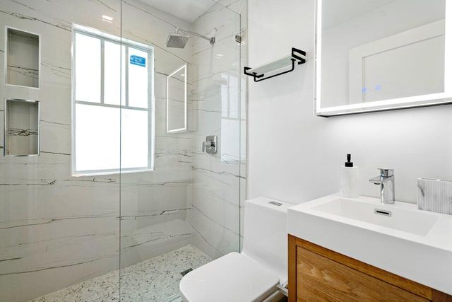 401 NE 2nd Avenue 4, Delray Beach, FL 33444