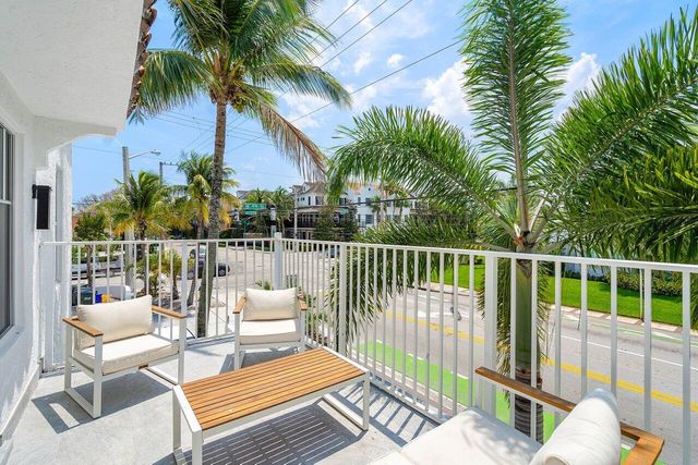 401 NE 2nd Avenue 4, Delray Beach, FL 33444