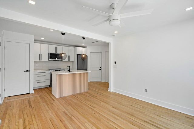 401 NE 2nd Avenue 4, Delray Beach, FL 33444