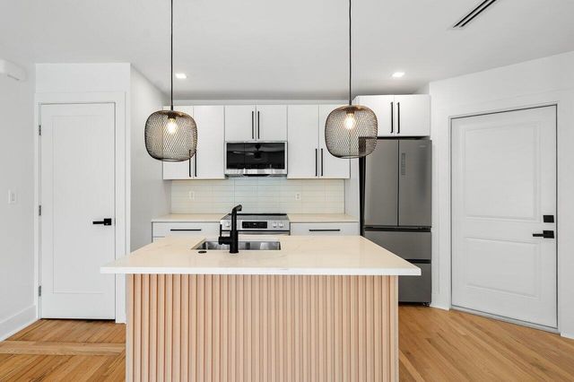 401 NE 2nd Avenue 4, Delray Beach, FL 33444