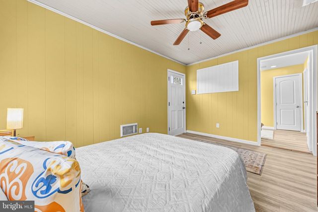 3007 ELMWOOD DR, Alexandria, VA 22303