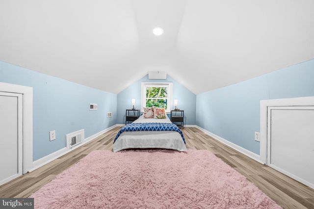3007 ELMWOOD DR, Alexandria, VA 22303