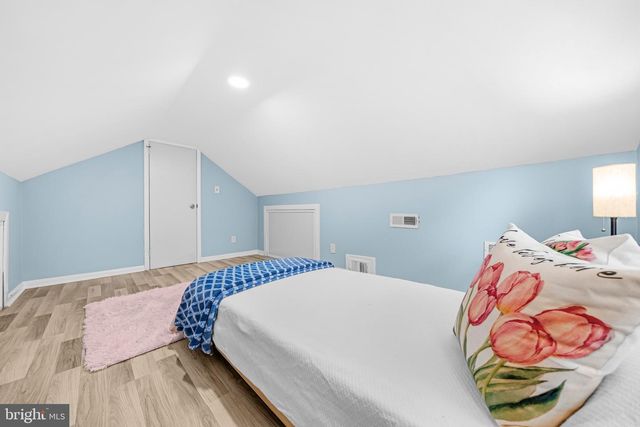 3007 ELMWOOD DR, Alexandria, VA 22303