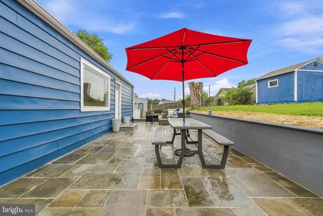 3007 ELMWOOD DR, Alexandria, VA 22303
