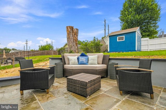 3007 ELMWOOD DR, Alexandria, VA 22303
