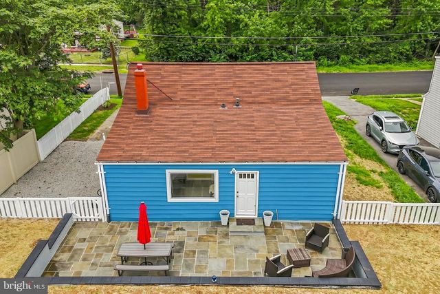 3007 ELMWOOD DR, Alexandria, VA 22303