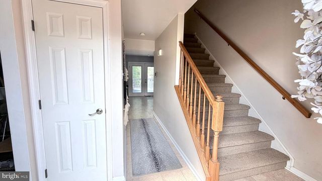 5 STRICKLAND CT, Newark, DE 19702