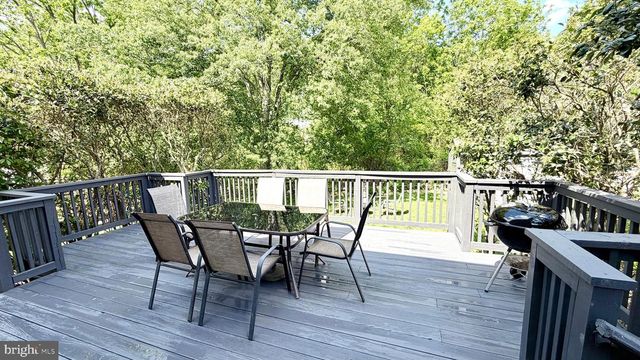 5 STRICKLAND CT, Newark, DE 19702