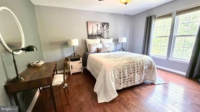 5 STRICKLAND CT, Newark, DE 19702