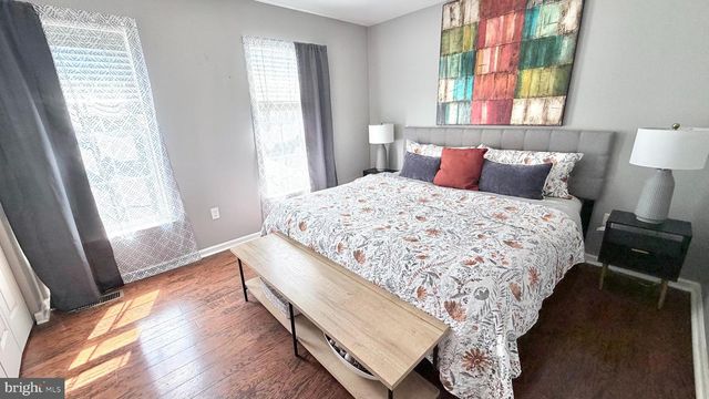 5 STRICKLAND CT, Newark, DE 19702