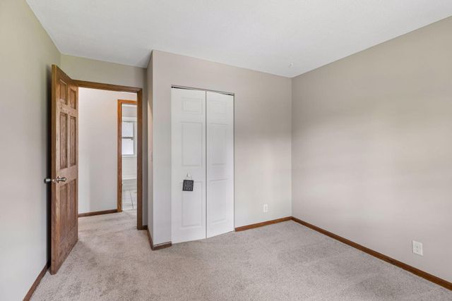 408 117th Avenue NW, Coon Rapids, MN 55448