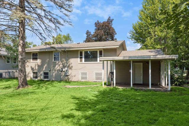 408 117th Avenue NW, Coon Rapids, MN 55448
