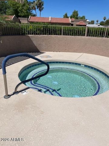 9823 W TOPEKA Drive, Peoria, AZ 85382