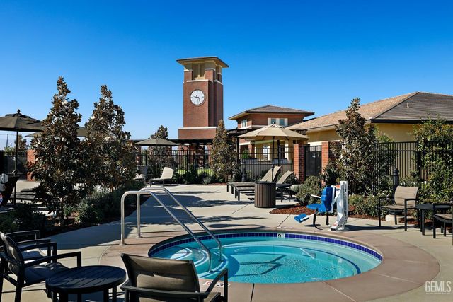 12804 Petaluma Court, Bakersfield, CA 93311