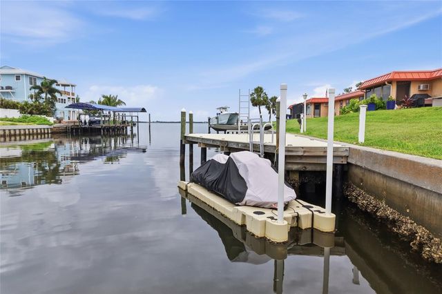 3844 CATALINA DRIVE 3844, Bradenton, FL 34210