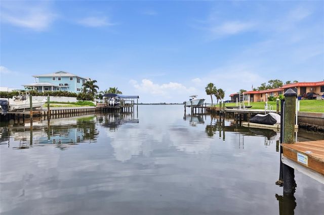 3844 CATALINA DRIVE 3844, Bradenton, FL 34210