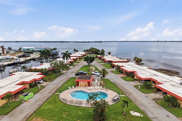 3844 CATALINA DRIVE 3844, Bradenton, FL 34210