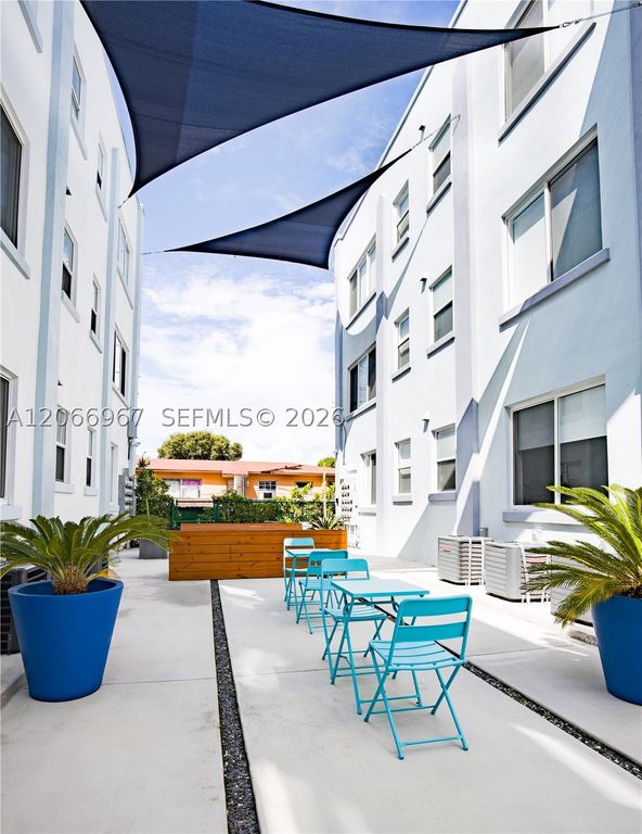1818 SW 22nd Ave 2, Miami, FL 33145