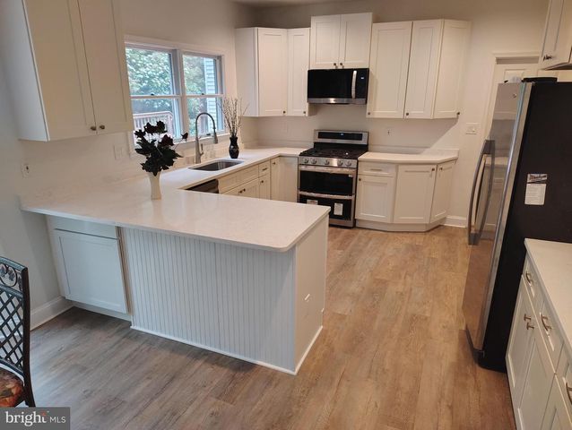 1711 RITCHIE HWY, Annapolis, MD 21409