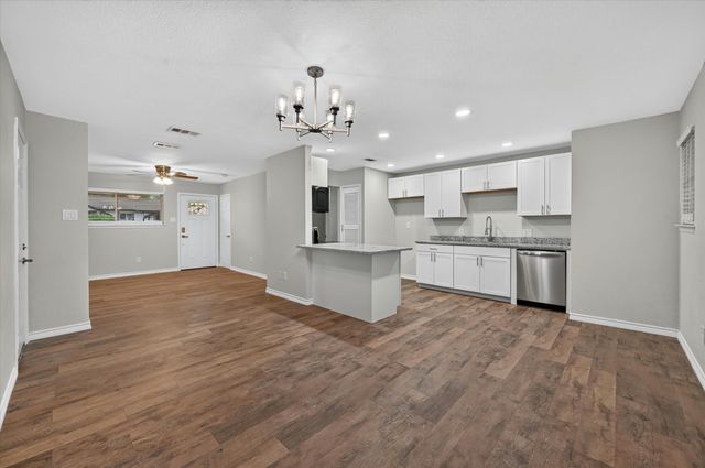 3633 Larry Street, Haltom City, TX 76117