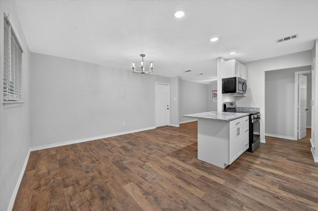 3633 Larry Street, Haltom City, TX 76117