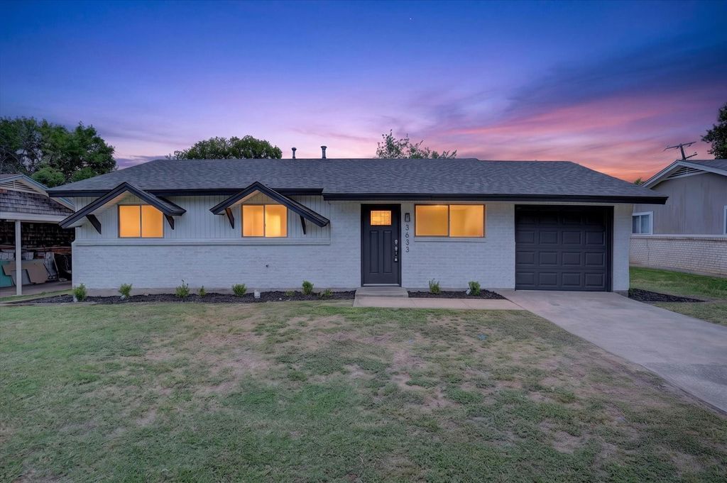 3633 Larry Street, Haltom City, TX 76117