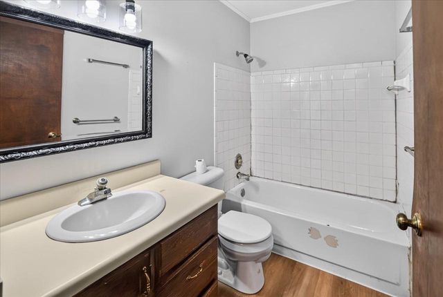 6866 Park Ridge Drive, Madison, WI 53719