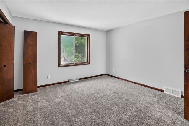 6866 Park Ridge Drive, Madison, WI 53719