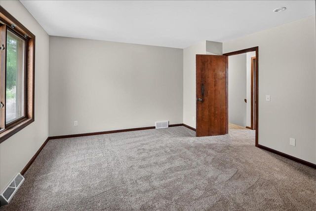 6866 Park Ridge Drive, Madison, WI 53719