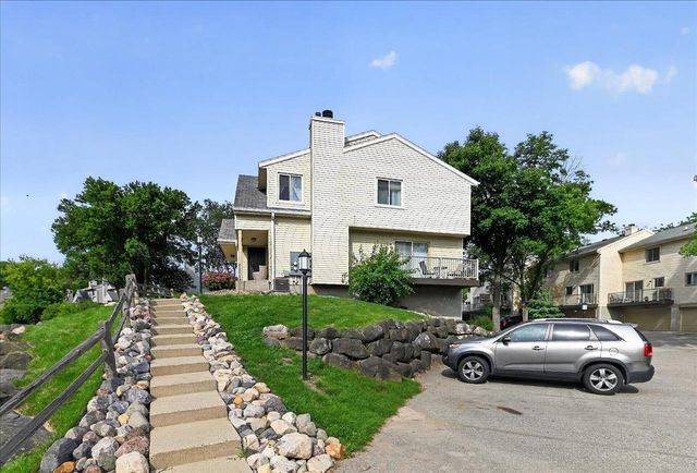 6866 Park Ridge Drive, Madison, WI 53719