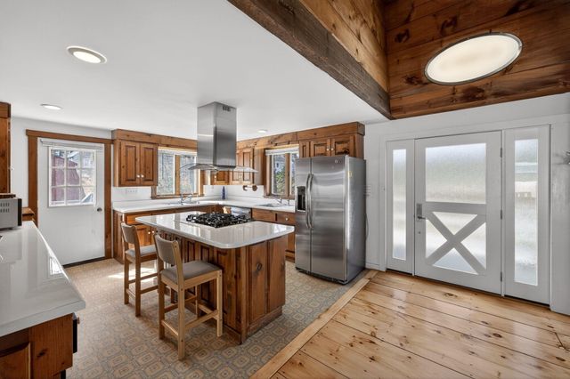 165 Cottontail Road, Wellfleet, MA 02667