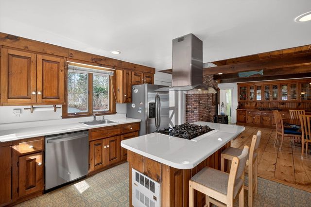 165 Cottontail Road, Wellfleet, MA 02667