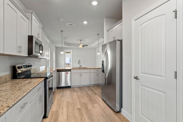 135 Cool Breeze Drive, Freeport, FL 32439