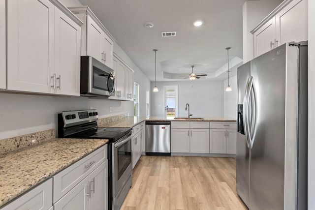 135 Cool Breeze Drive, Freeport, FL 32439