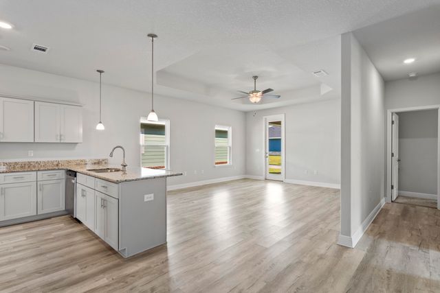 135 Cool Breeze Drive, Freeport, FL 32439