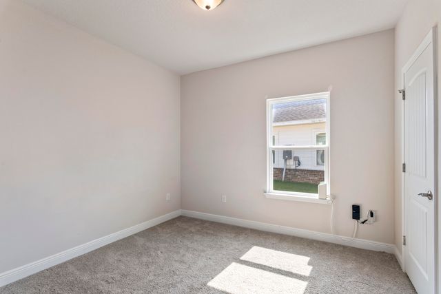 135 Cool Breeze Drive, Freeport, FL 32439