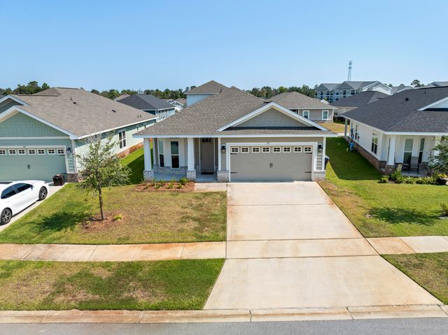 135 Cool Breeze Drive, Freeport, FL 32439