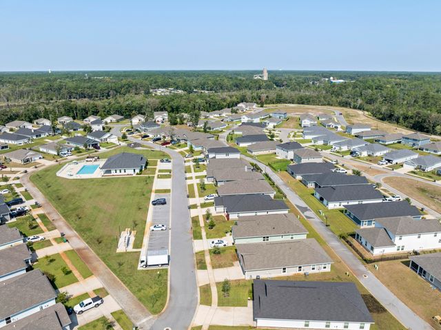 135 Cool Breeze Drive, Freeport, FL 32439