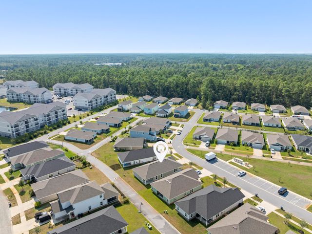 135 Cool Breeze Drive, Freeport, FL 32439