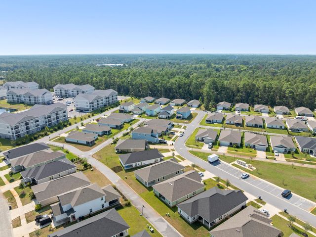 135 Cool Breeze Drive, Freeport, FL 32439